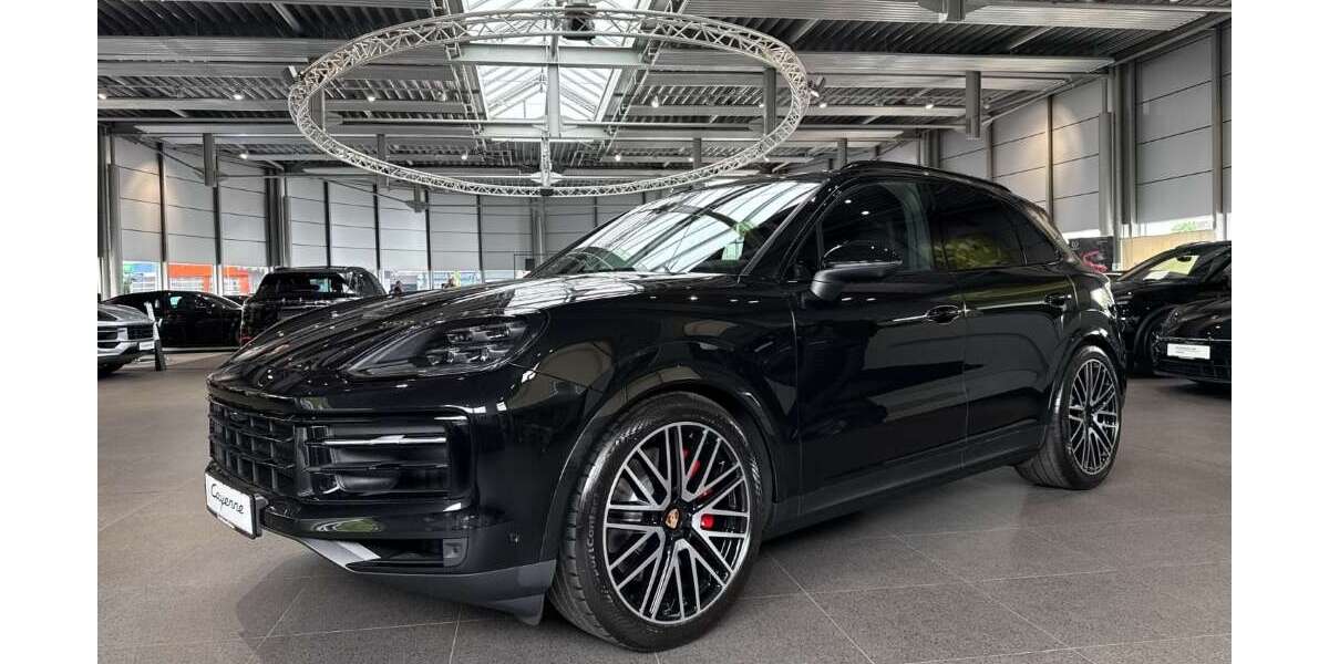 Porsche Cayenne 16.900 km 123.890 &euro; Paderborn 33100