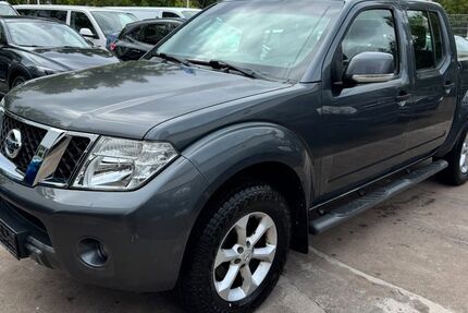 Nissan Navara 214.000 km 7.900 &euro; Detmold 32758
