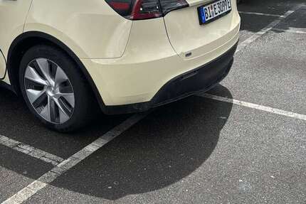 Tesla Model Y 141.000 km 25.900 &euro; Schloß Holte-Stukenbrock 33758