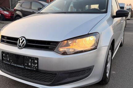 VW Polo 54.000 km 6.190 &euro; Paderborn 33104