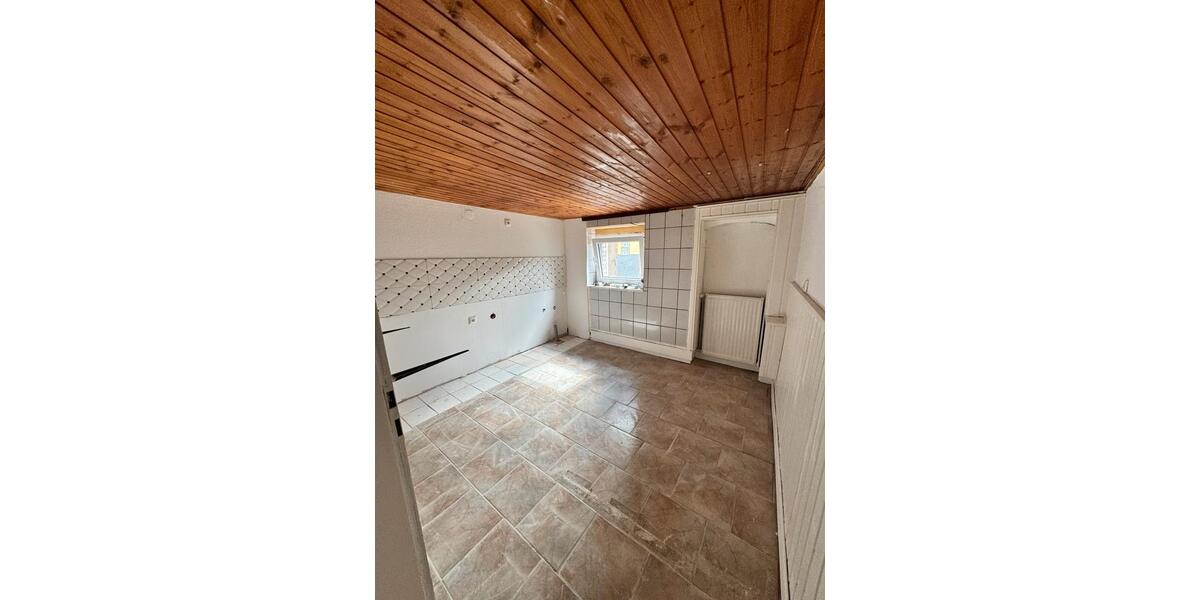 Einfamilienhaus Nieheim - 6 Zimmer, 160 m&sup2;, 1.050&euro; | Angebot:27615646