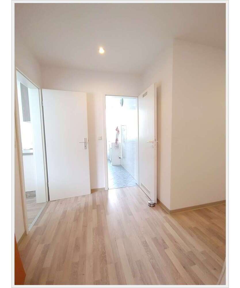 Wohnung zum Kaufen in Detmold 99.800 € 73 m²