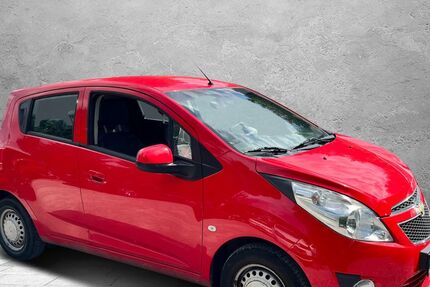 Chevrolet Spark 94.000 km 2.999 € Detmold 32758