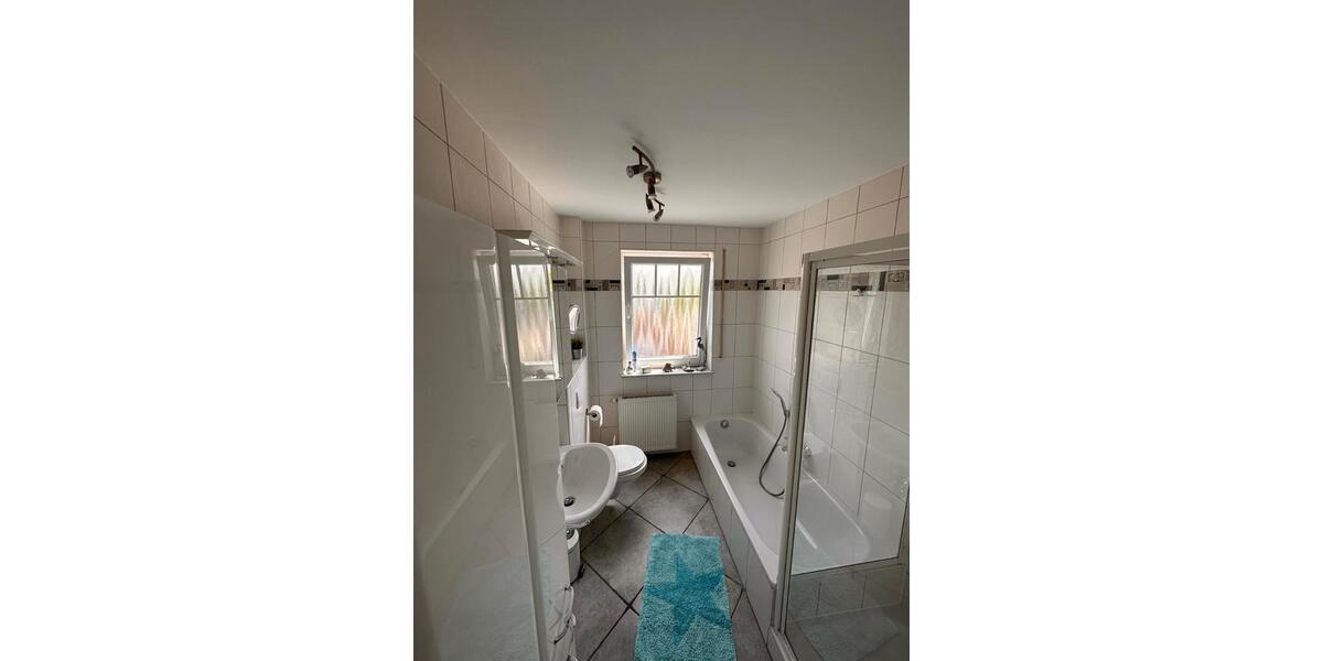 Etagenwohnung Paderborn - 2 Zimmer, 75 m&sup2;, 1.150&euro; | Angebot:26586397