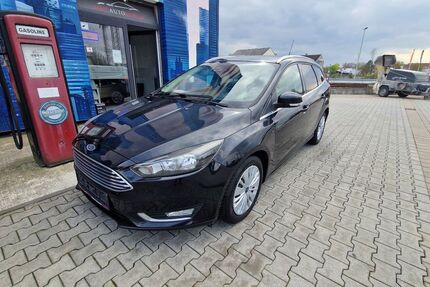 Ford Focus 78.800 km 8.299 &euro; Paderborn 33104