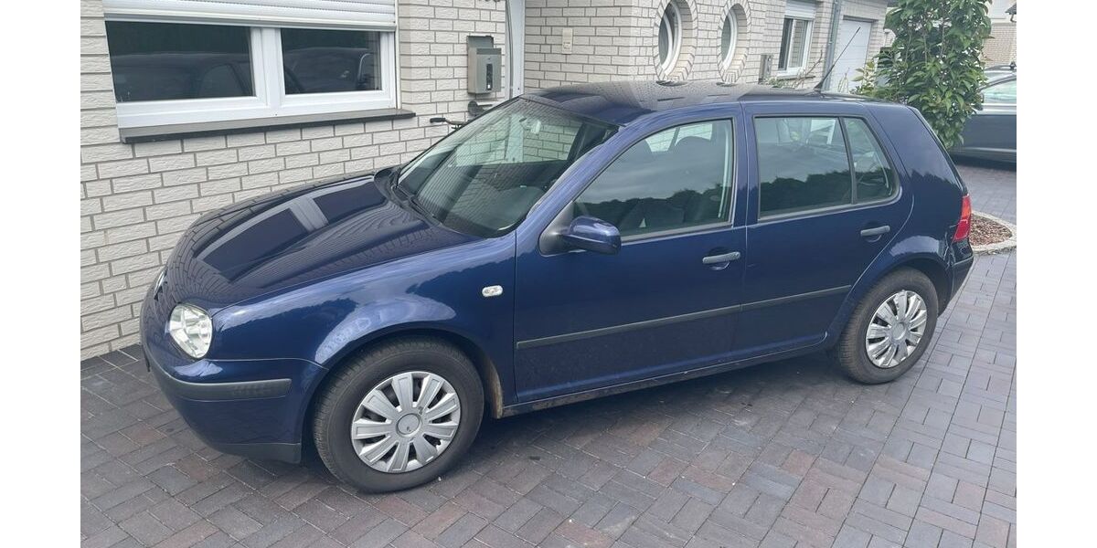 VW Golf 216.000 km 1.000 &euro; Verl 33415