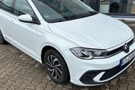 VW Polo 24.935 km 17.280 € Schloß Holte-Stukenbrock 33758
