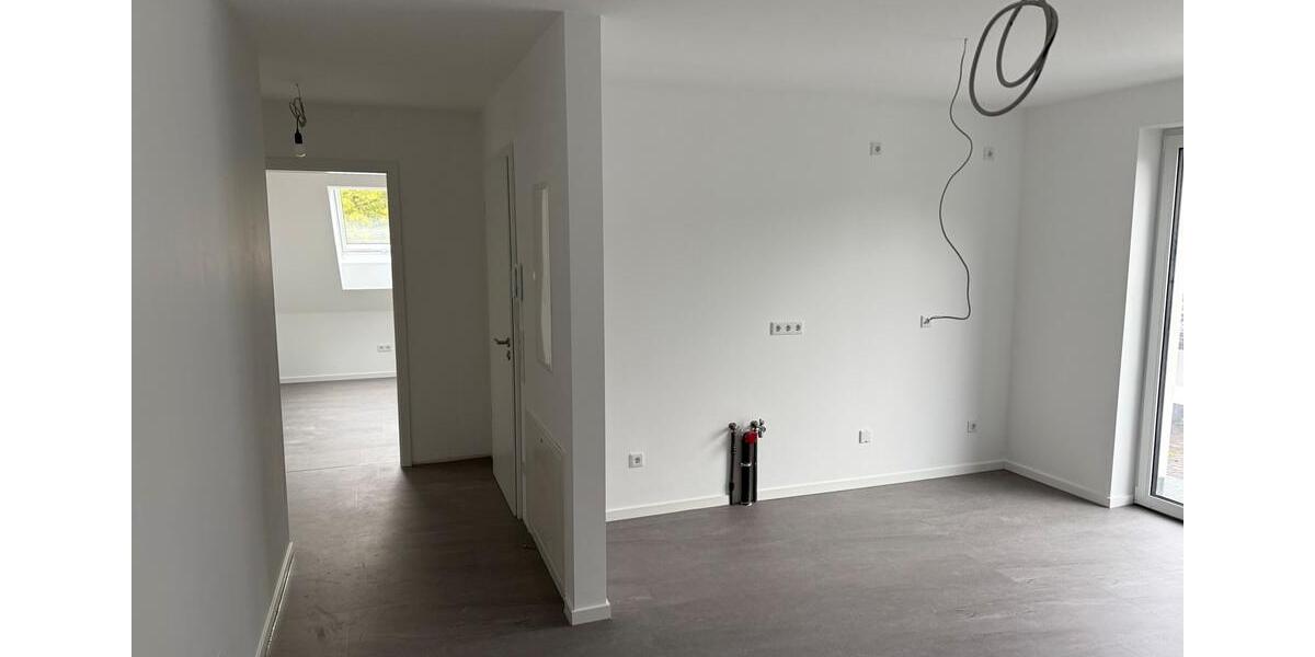 Dachgeschoßwohnung Bad Lippspringe - 3 Zimmer, 58 m&sup2;, 748&euro; | Angebot:27618593