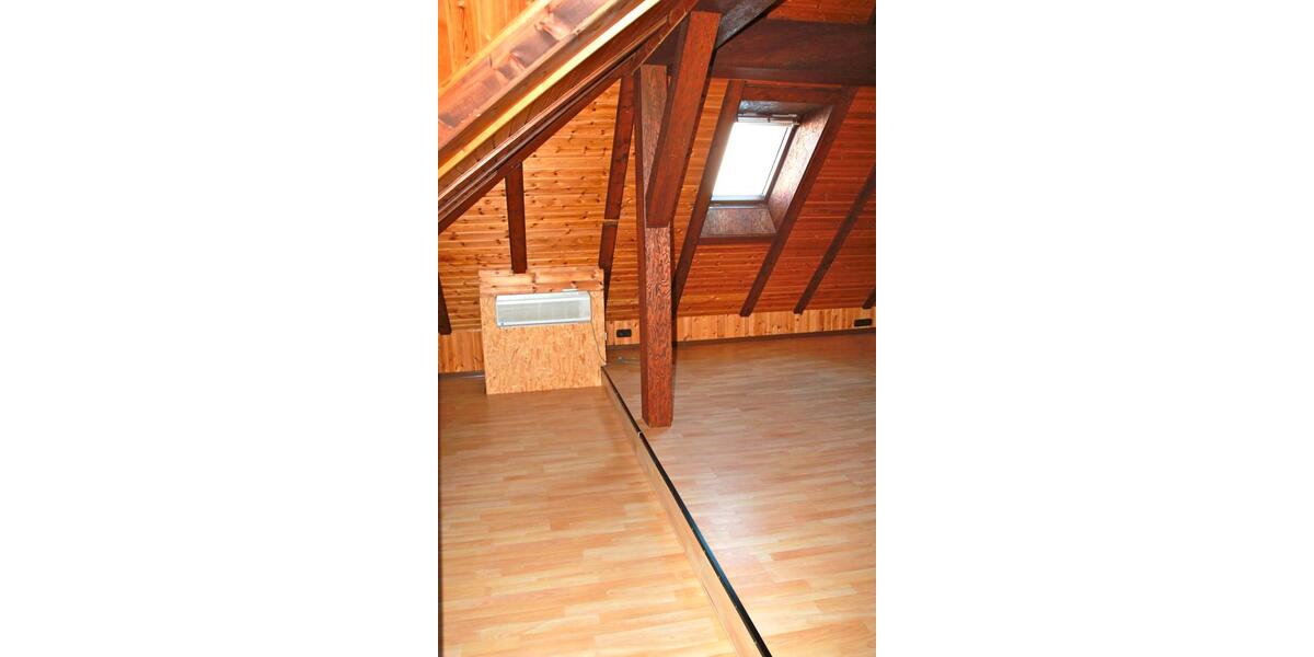 Dachgeschoßwohnung Paderborn - 3 Zimmer, 95 m&sup2;, 885&euro; | Angebot:27587035