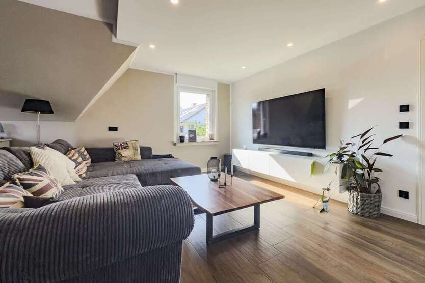 Wohnung zum Kaufen in Bielefeld Hillegossen 275.000 € 85 m²