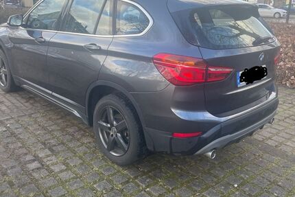 BMW X1 73.000 km 20.900 € Marsberg 34431
