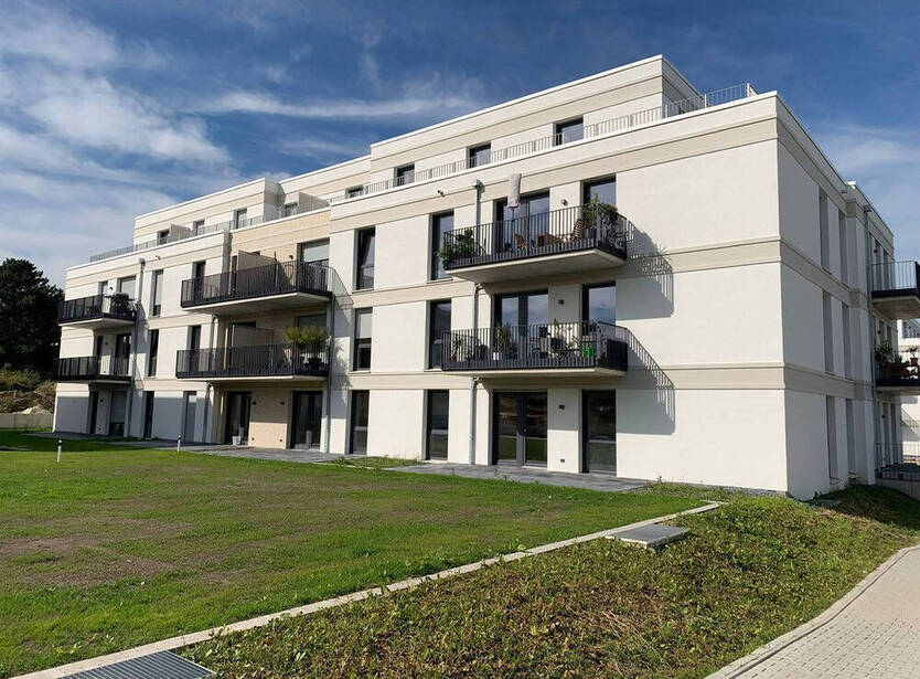 Helle 2-Zimmer-Wohnung mit Terrasse, moderne Neubau-Ausstattung mit Echtholzparkett + Einbauküche 2 zimmer