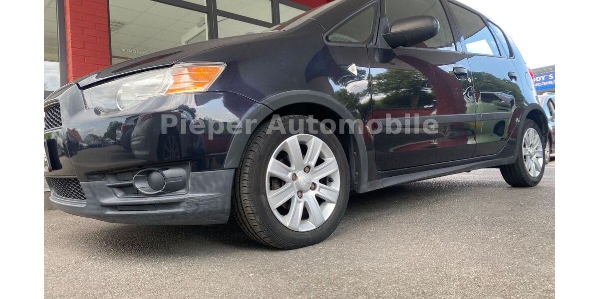 Mitsubishi Colt 88.000 km 4.990 &euro; Oerlinghausen 33813