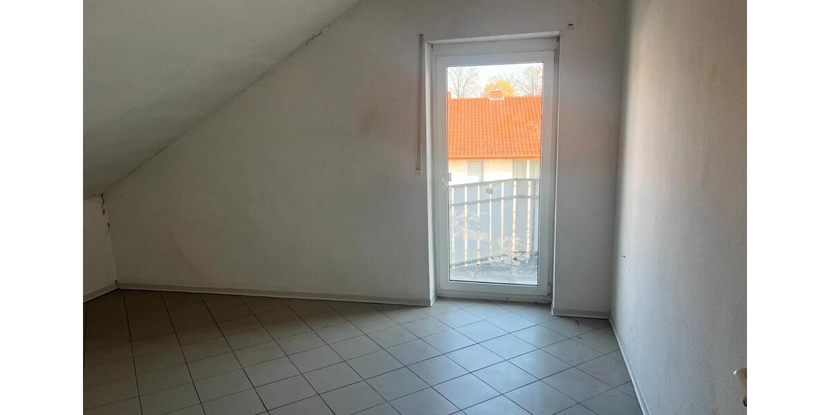 Dachgeschoßwohnung Hövelhof - 2 Zimmer, 66 m&sup2;, 700&euro; | Angebot:26161752