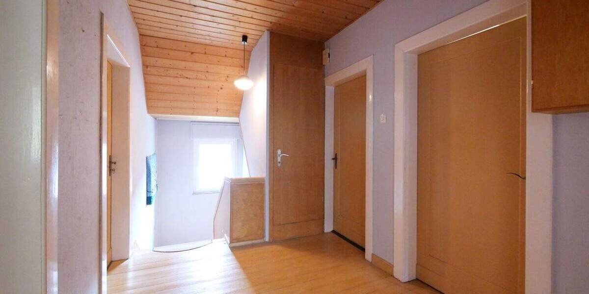 Einfamilienhaus Paderborn / Neuenbeken Neuenbeken - 6 Zimmer, 160 m&sup2;, 279.000&euro; | Angebot:25736022