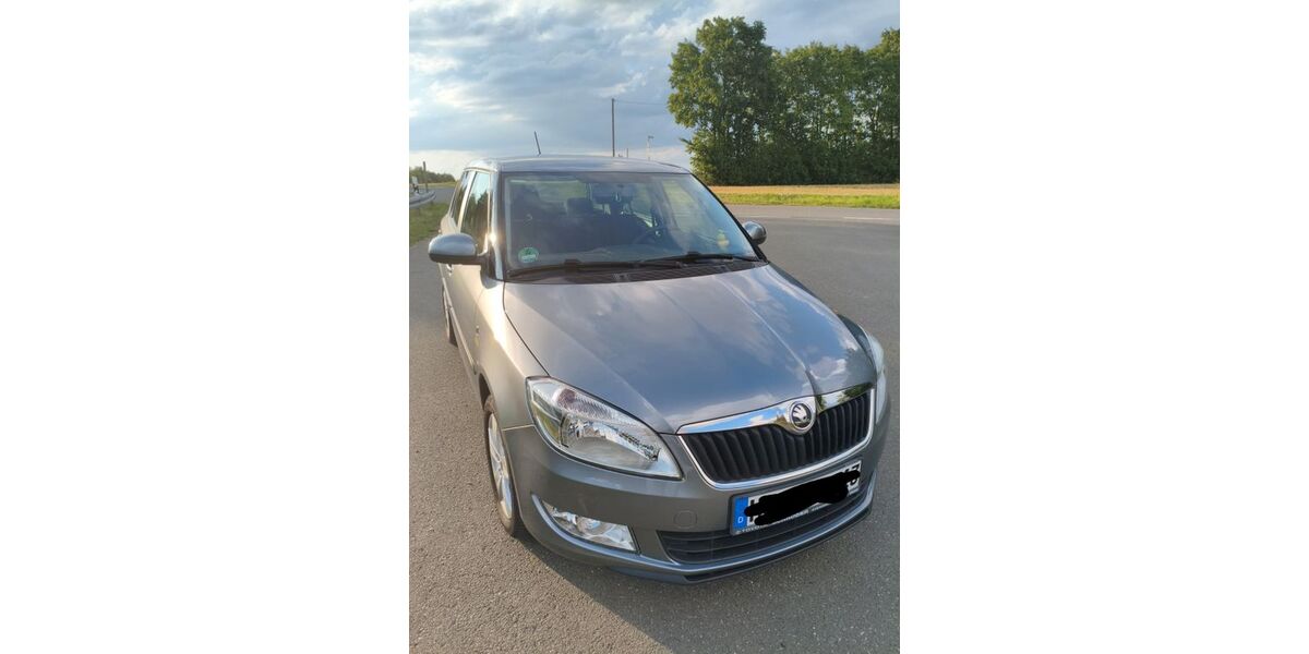 Skoda Fabia 56.600 km 5.750 &euro; Paderborn 33100
