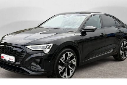 Audi Q8 e-tron 49.795 km 59.810 € Detmold 32756