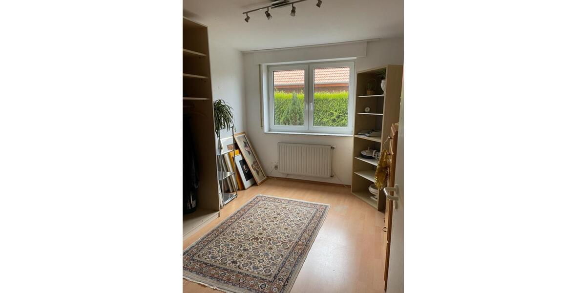 Schöne Erdgeschosswohnung im Zentrum von Schloß-Holte 3 zimmer