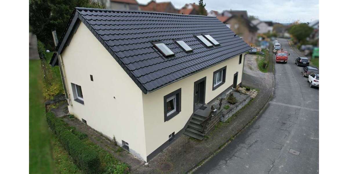 Haus zum Kaufen in Lichtenau 249.000 € 182 m² 6 zimmer