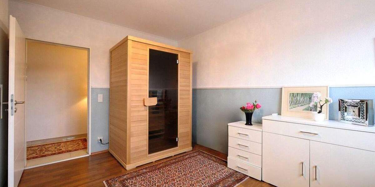 Etagenwohnung Bad Lippspringe - 3 Zimmer, 131 m&sup2;, 329.000&euro; | Angebot:25821000