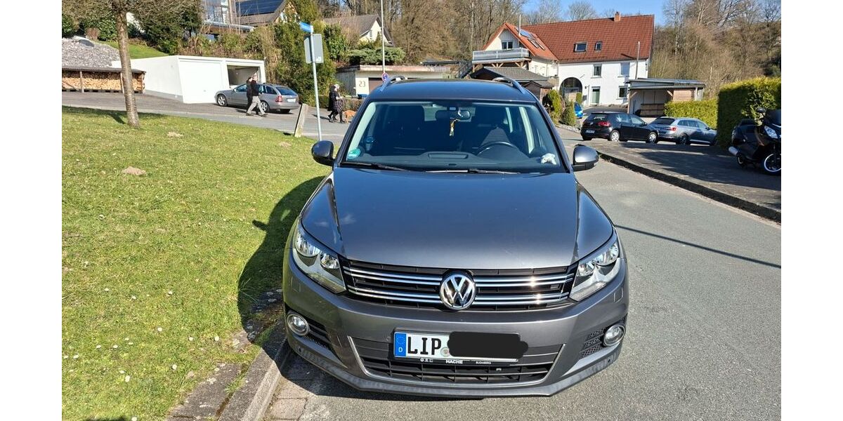 VW Tiguan 158.000 km 12.400 &euro; Detmold 32758