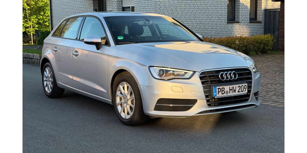 Audi A3 122.000 km 10.900 &euro; Delbrück 33129