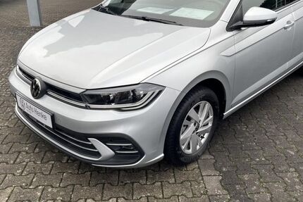 VW Polo 23.999 km 17.999 &euro; Büren 33142