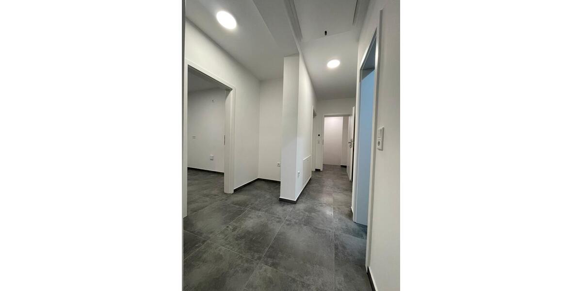 Etagenwohnung Bielefeld Sennestadt - 4 Zimmer, 95 m&sup2;, 1.000&euro; | Angebot:26393551