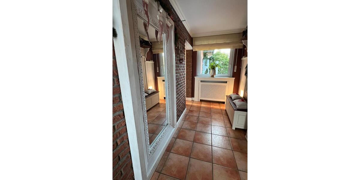 Einfamilienhaus Paderborn - 7 Zimmer, 235 m&sup2;, 680.000&euro; | Angebot:27453039