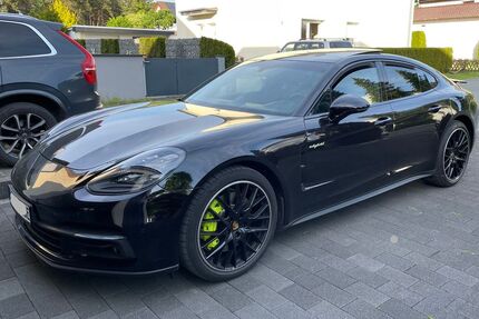 Porsche Panamera 60.000 km 62.940 &euro; Stukenbrock-Senne 33758