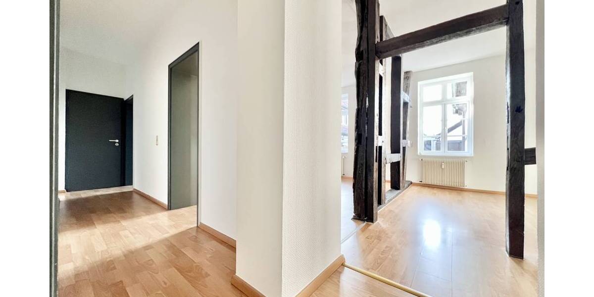 Etagenwohnung Detmold Innenstadt - 2 Zimmer, 93 m&sup2;, 199.000&euro; | Angebot:26093789
