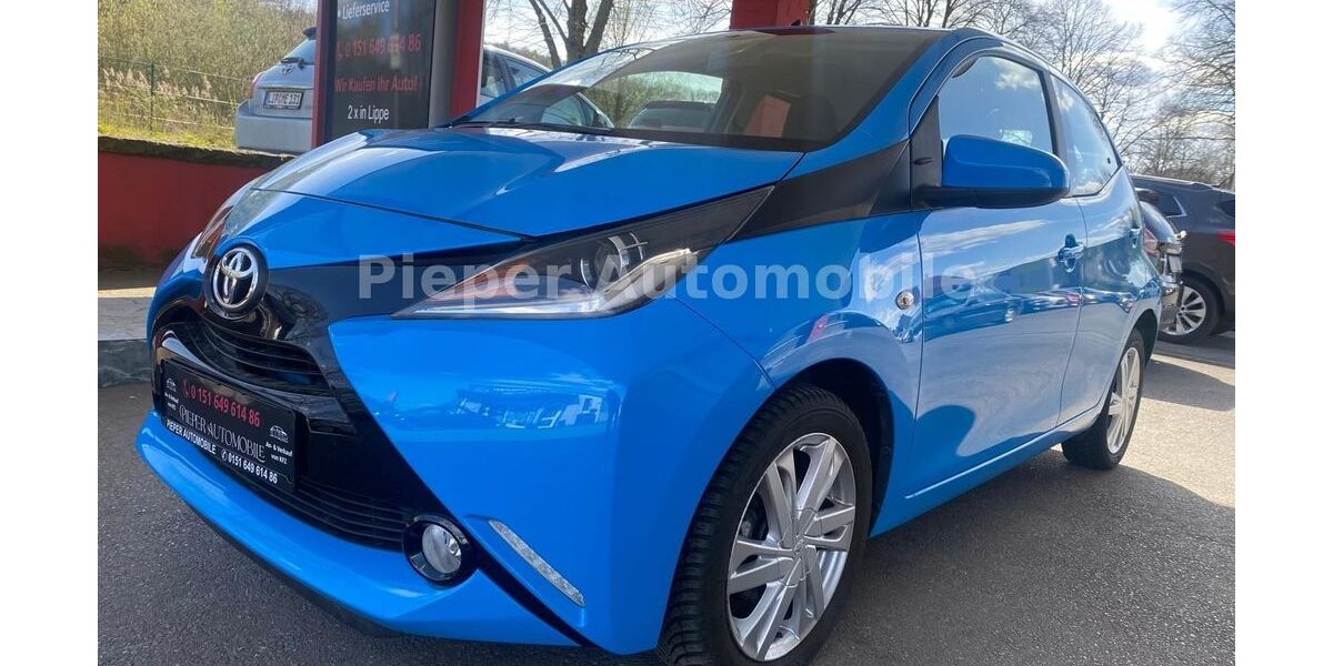 Toyota Aygo (X) 72.000 km 7.990 &euro; Oerlinghausen 33813