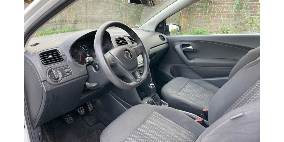 VW Polo 254.000 km 5.400 &euro; Bad Driburg 33014