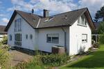 Kaufpreis-Reduzierung ! Einfamilien-Wohnhaus mit Einliegerwohnung u. Garagengebäude mit Carport von Detmold 1 zimmer