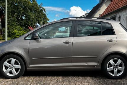 VW Golf Plus 76.414 km 6.900 € Bad Lippspringe 33175