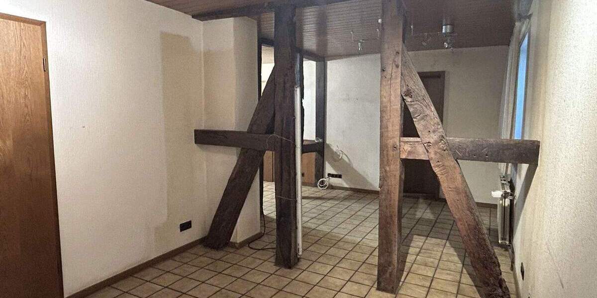 Einfamilienhaus Marsberg Niedermarsberg - 5 Zimmer, 140 m&sup2;, 150.000&euro; | Angebot:26724851