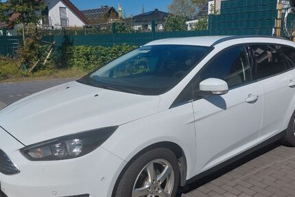 Ford Focus 130.000 km 7.999 &euro; Verl 33415