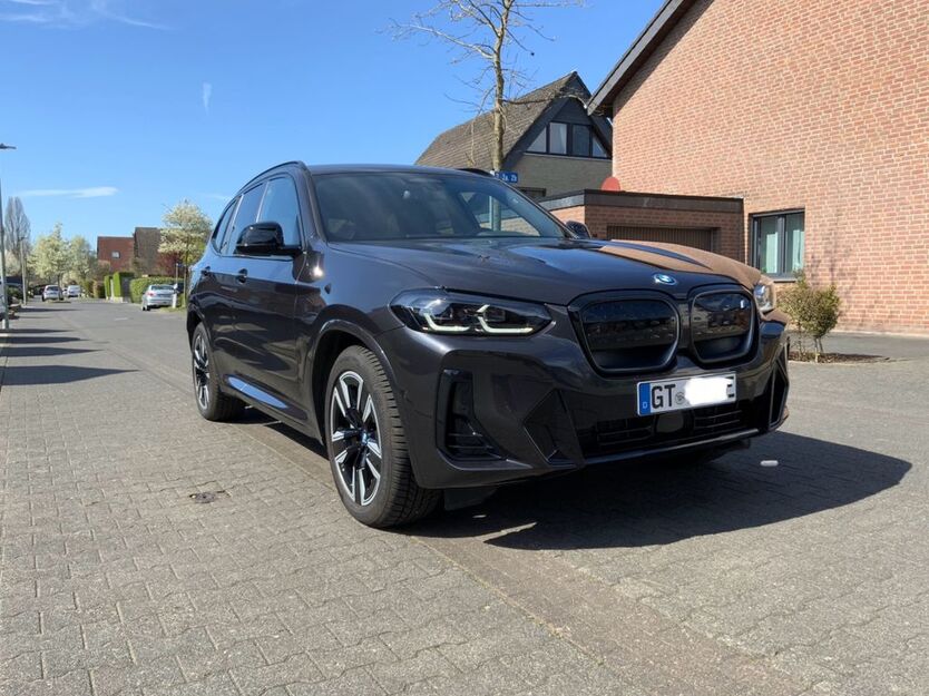 BMW iX3 9.990 km 50.480 € Rheda-Wiedenbrück 33378