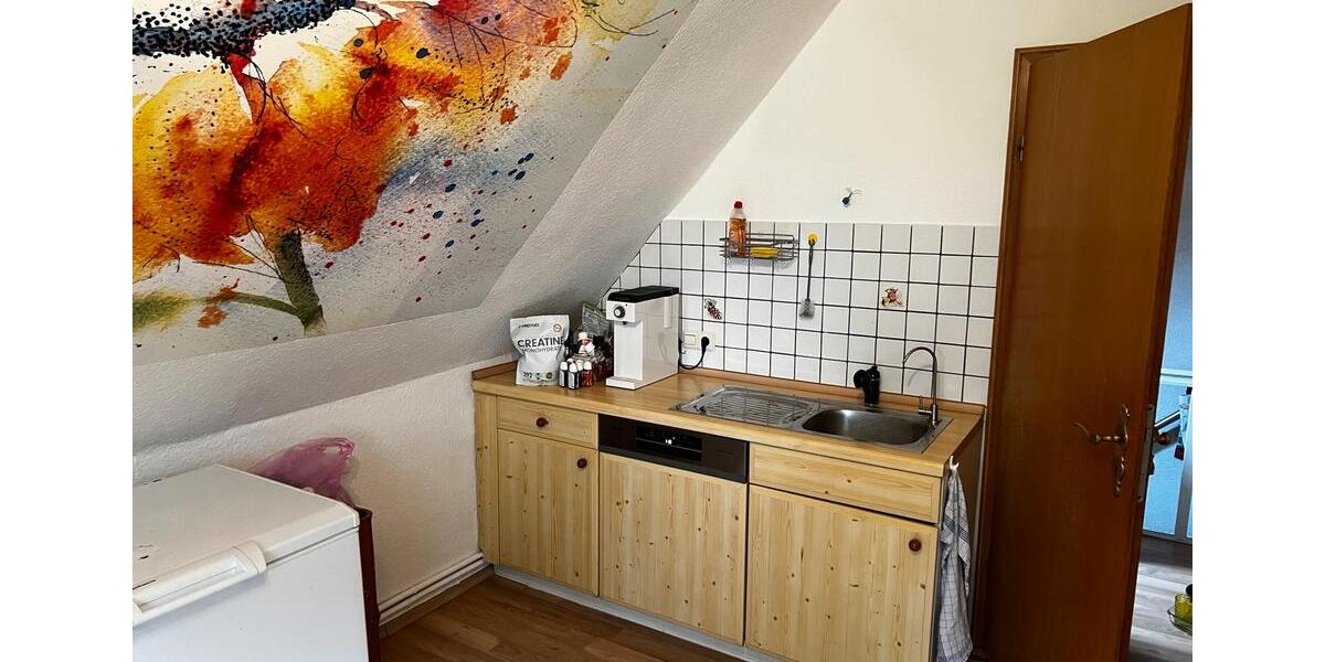 Dachgeschoßwohnung Paderborn - 4 Zimmer, 90 m&sup2;, 670&euro; | Angebot:27597436