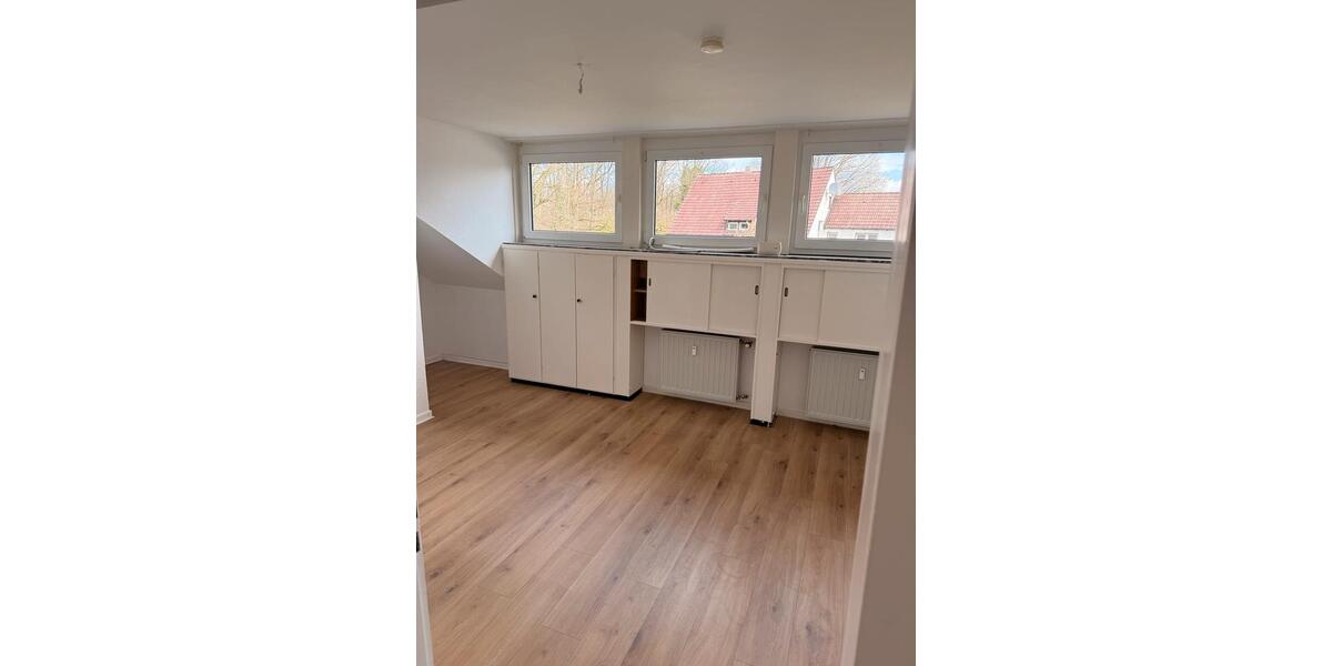 Dachgeschoßwohnung Detmold - 2 Zimmer, 55 m&sup2;, 730&euro; | Angebot:26186580