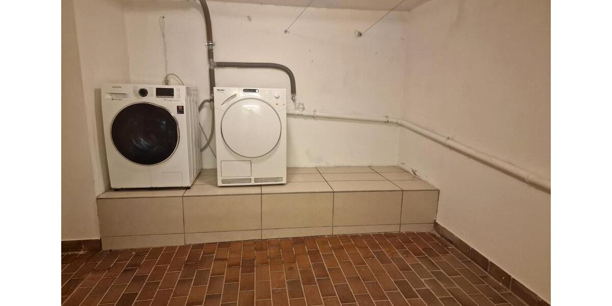 Einfamilienhaus Salzkotten - 13 Zimmer, 289 m&sup2;, 590.000&euro; | Angebot:27428301
