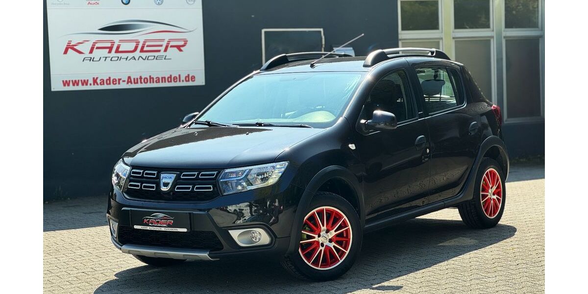 Dacia Sandero 68.000 km 8.990 &euro; Paderborn 33104