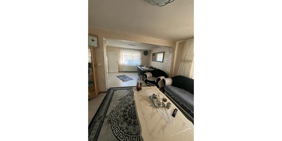 Einfamilienhaus Brakel - 7 Zimmer, 174 m&sup2;, 145.000&euro; | Angebot:25830575