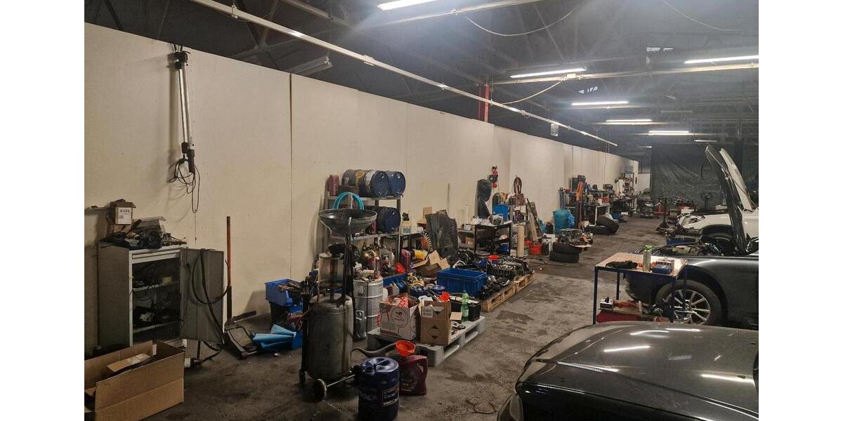 KFZ Werkstatt zu vermieten Voll ausgestattet 4x Nussb. Hebebühnen zimmer