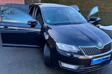 Skoda Rapid 136.000 km 6.750 &euro; Schloss holte 33758