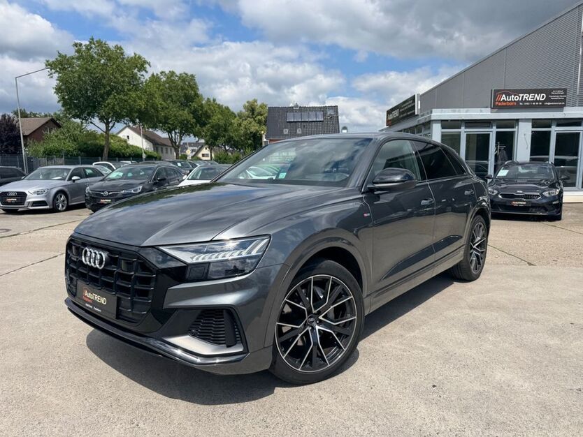 Audi Q8 89.000 km 52.500 € Paderborn 33100