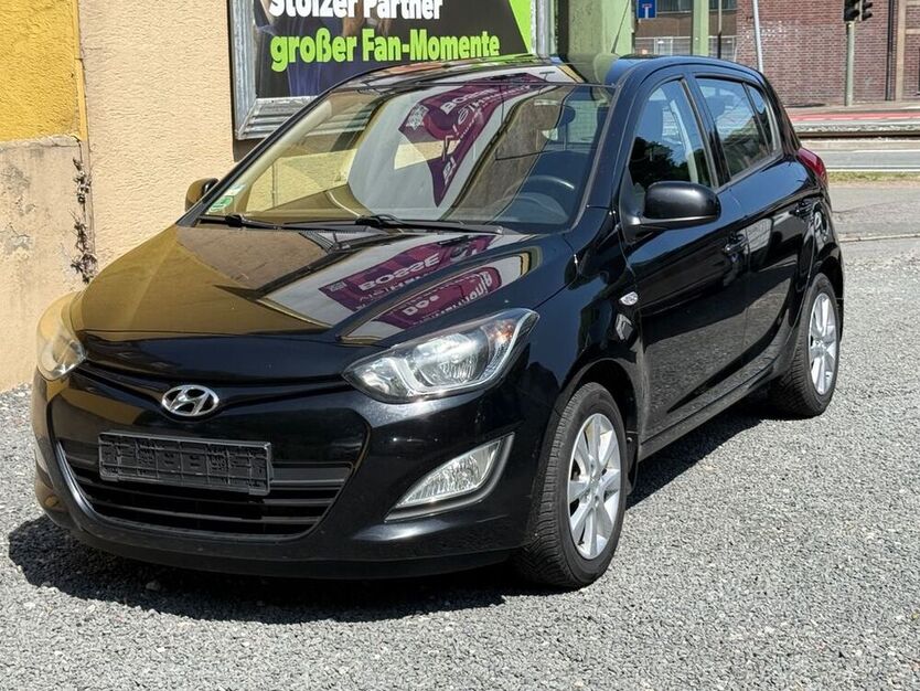 i20