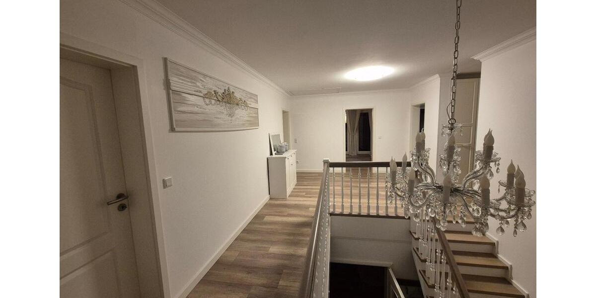 Einfamilienhaus Augustdorf - 6 Zimmer, 187 m&sup2;, 685.000&euro; | Angebot:26250281