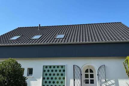 Haus zum Mieten in Bad Driburg 1.566 € 180 m²