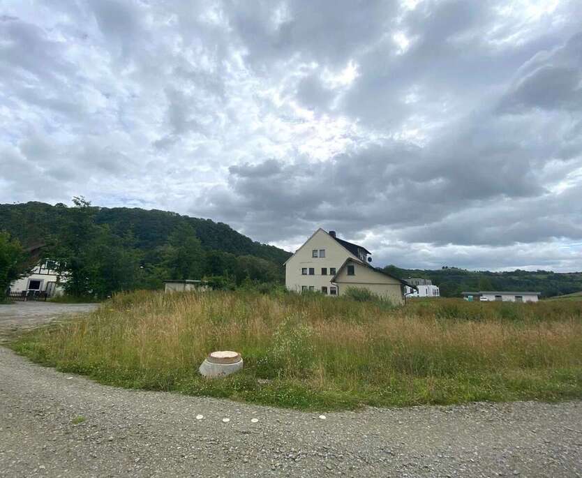 Grundstück zu verkaufen in Marsberg 117.000 € 841 m² zimmer